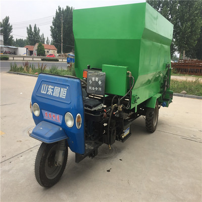 新疆喂牛撒料車 牛羊飼喂的得力助手